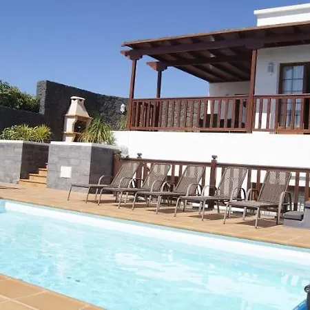 Playa Blanca Villa Sleeps 8